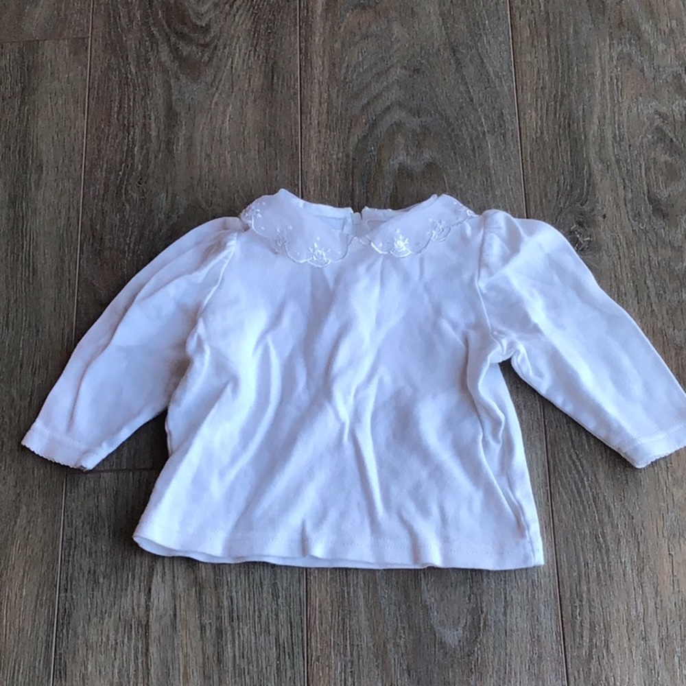 Knit top with Lace Collar